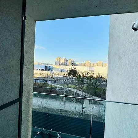 Apartment Chique Near Mall Plaza