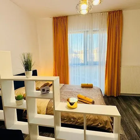 Apartment Chique Near Mall Plaza *