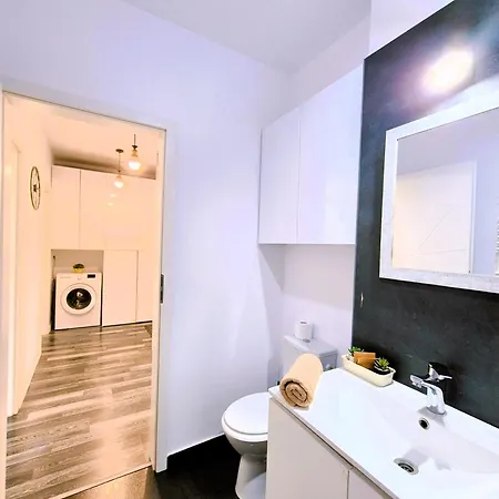 公寓 Chique Near Mall Plaza 布加勒斯特